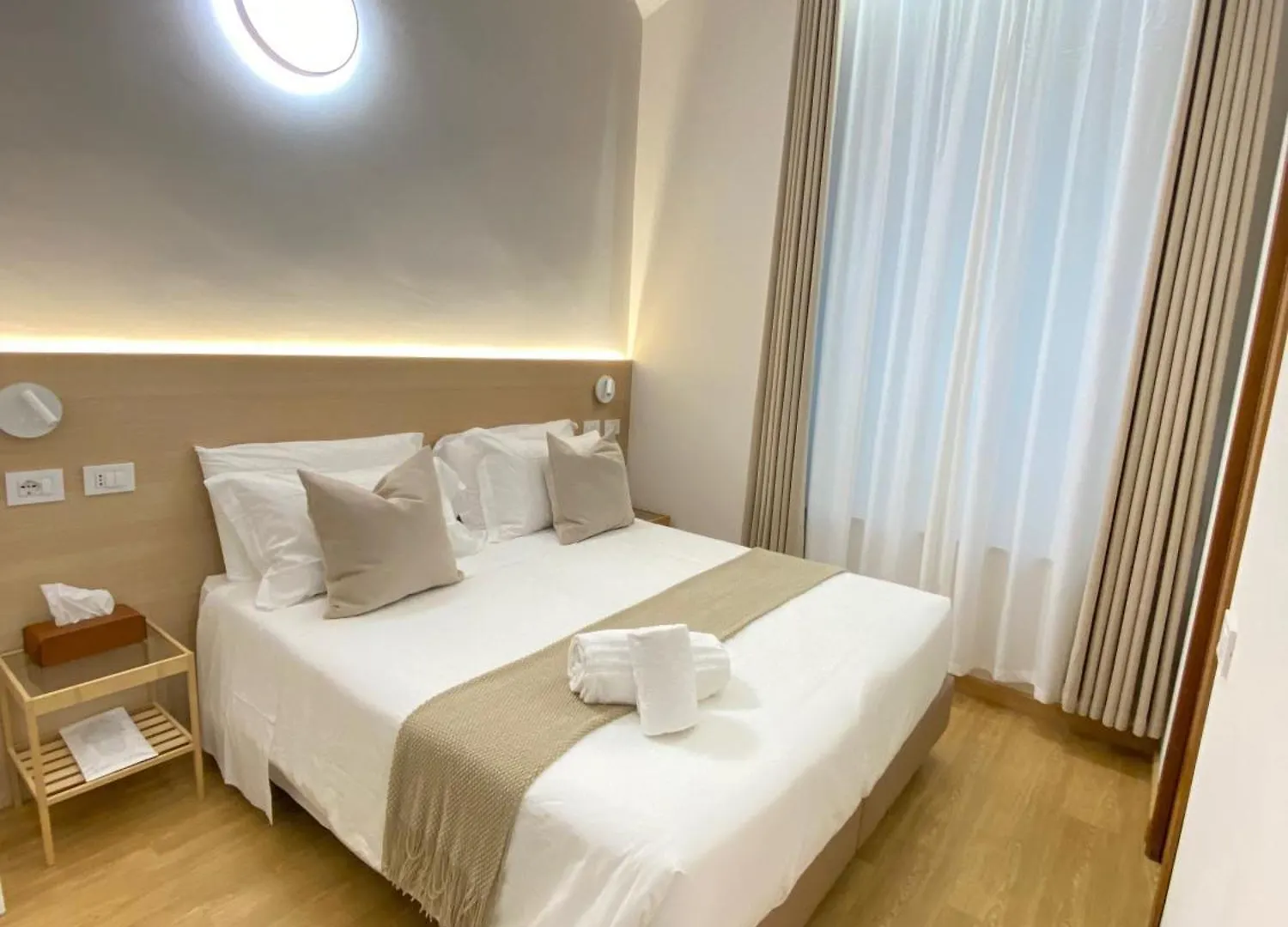 May Home Guest House Roma İtalya